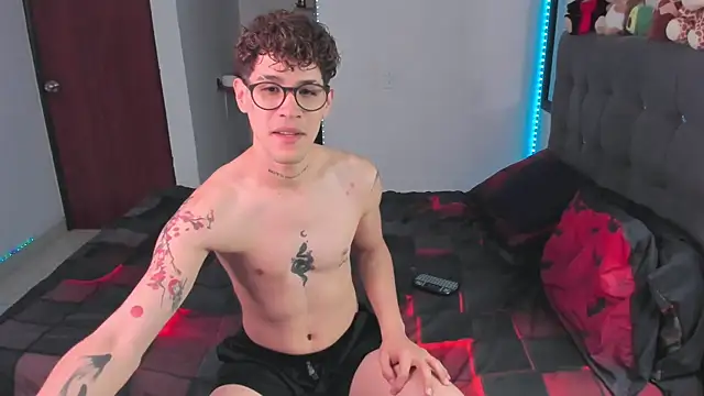 Snapshot of andybxby chatting on November 26, 2025, 11:28 pm andybxby online show from November 26, 2025, 11:28 pm