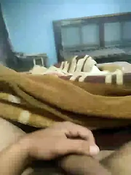 Snapshot of Deshilund9 chatting on December 7, 2024, 7:27 am Deshilund9 online show from December 7, 2024, 7:27 am