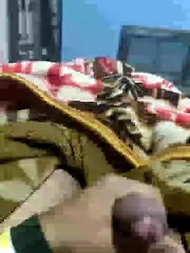 Snapshot of Deshilund9 chatting on January 11, 2025, 9:57 am Deshilund9 online show from January 11, 2025, 9:57 am