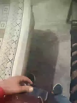 Snapshot of Deshilund9 chatting on January 21, 2025, 6:22 am Deshilund9 online show from January 21, 2025, 6:22 am