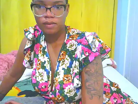 BLAQ-DIAMOND31 online show from December 4, 2025, 8:28 pm