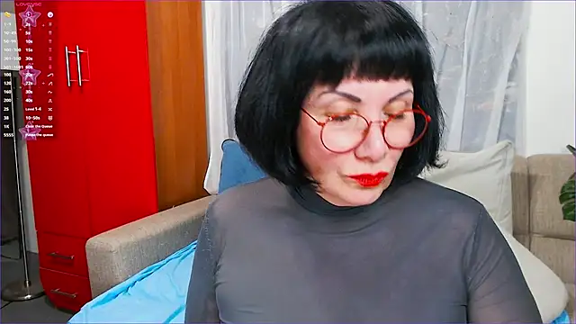 SquirtySlut online show from January 28, 2025, 6:17 pm