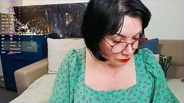 SquirtySlut online show from February 15, 2025, 4:01 pm