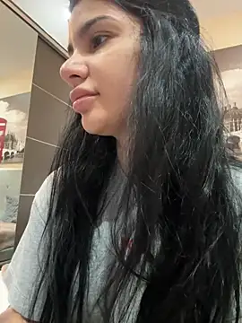 Snapshot of Samira30 chatting on November 24, 2025, 8:47 am Samira30 online show from November 24, 2025, 8:47 am