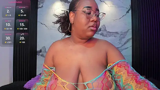 Darnellqueen online show from March 26, 2026, 6:41 am