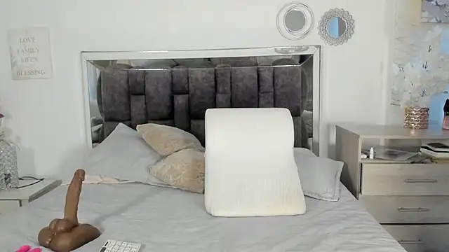 MilfClarett online show from February 21, 2026, 11:17 pm