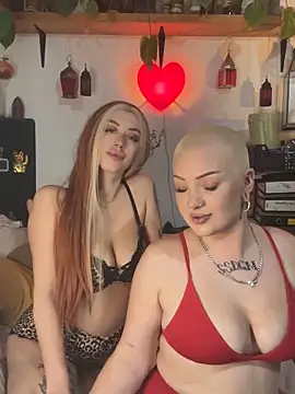 liquidxlogan online show from October 13, 2025, 11:38 pm