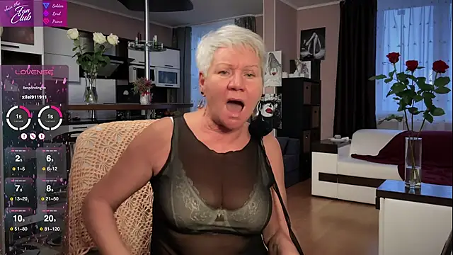 roxana brooks online show from February 2, 2025, 2:02 pm