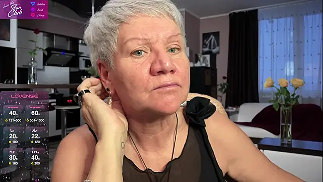 roxana brooks online show from February 12, 2025, 2:54 pm