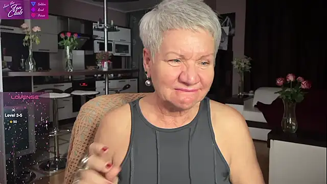 roxana brooks online show from February 25, 2025, 8:19 pm