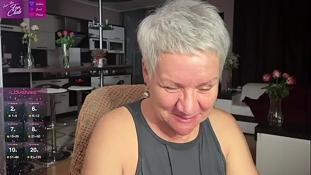 roxana brooks online show from February 26, 2025, 2:46 pm