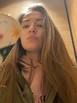 ValenciaShock online show from January 25, 2025, 5:07 am