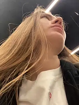 ValenciaShock online show from February 14, 2025, 8:31 am