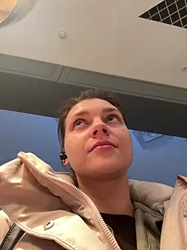 ValenciaShock online show from February 14, 2026, 6:43 am