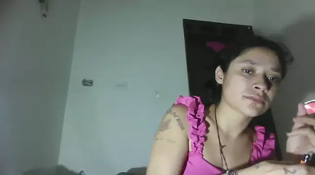 TamaraNauthy online show from January 4, 2025, 6:40 pm