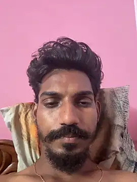 Snapshot of yo19boy chatting on April 7, 2026, 11:32 am yo19boy online show from April 7, 2026, 11:32 am