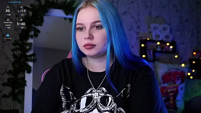 Moon Valkyrie online show from January 22, 2025, 1:00 pm