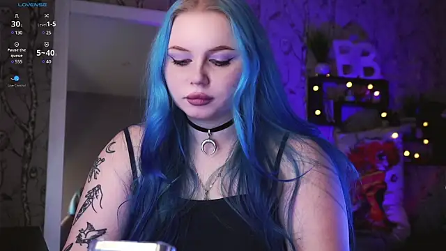 Moon Valkyrie online show from February 3, 2025, 12:14 pm