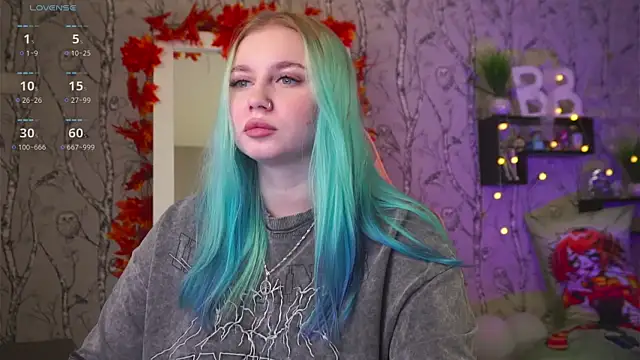 Moon Valkyrie online show from September 24, 2025, 7:33 am