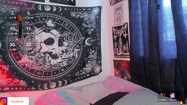 Snapshot of Lexxxxx_ chatting on November 9, 2025, 9:46 pm Lexxxxx online show from November 9, 2025, 9:46 pm