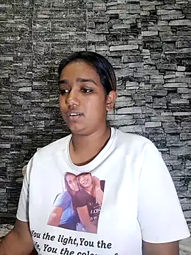 Xindias fantasyX online show from October 24, 2025, 6:37 pm