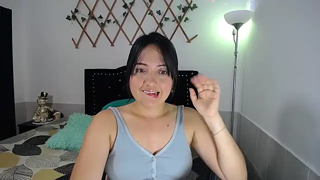 Snapshot of naughty_girl_4u chatting on February 21, 2026, 9:27 pm naughty girl 4u online show from February 21, 2026, 9:27 pm