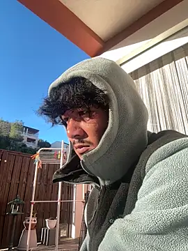 juniiorre online show from November 5, 2025, 8:25 am