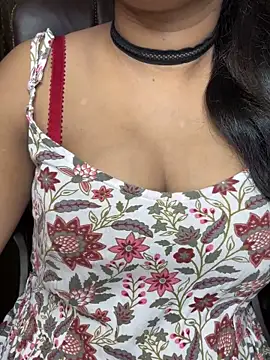 SCHOOL Girl 0 online show from September 12, 2025, 1:49 am