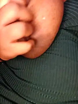 Aaaliyah445 online show from December 26, 2024, 4:14 pm