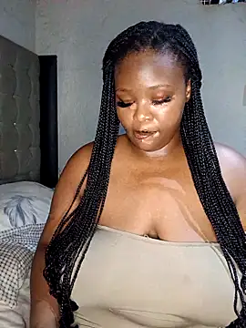 Aaaliyah445 online show from April 13, 2026, 3:39 pm