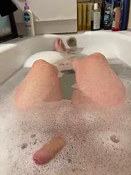 David19932908 online show from November 11, 2025, 6:08 pm