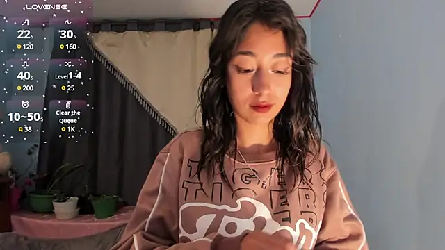 Scarlet wd18 online show from February 28, 2025, 10:20 am