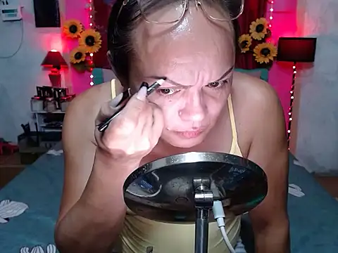 UrAsianPrincessDanie online show from April 14, 2026, 5:30 pm