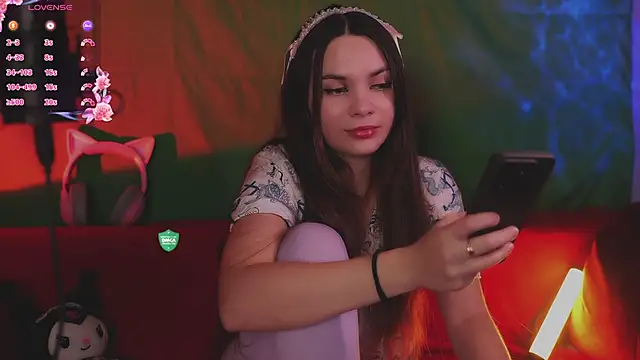 Snapshot of How2Meow chatting on September 22, 2025, 5:15 pm How2Meow online show from September 22, 2025, 5:15 pm