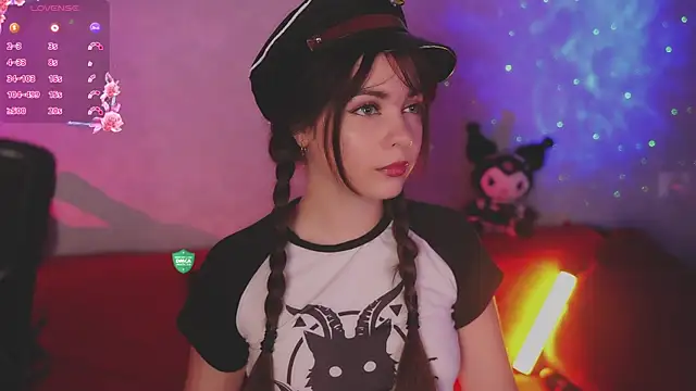 Snapshot of How2Meow chatting on October 7, 2025, 4:48 pm How2Meow online show from October 7, 2025, 4:48 pm