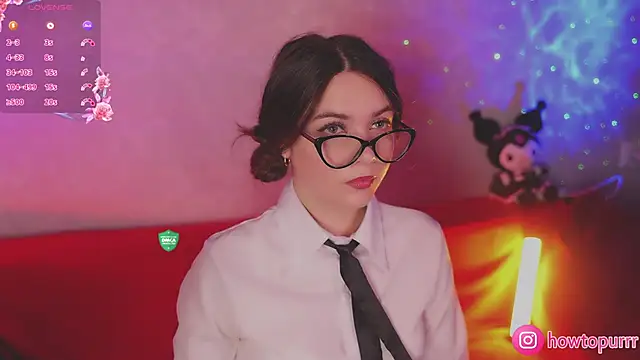 Snapshot of How2Meow chatting on October 10, 2025, 5:01 pm How2Meow online show from October 10, 2025, 5:01 pm