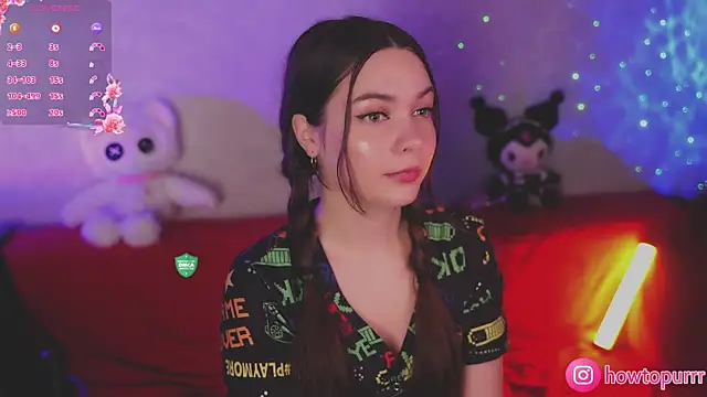 Snapshot of How2Meow chatting on October 17, 2025, 4:42 pm How2Meow online show from October 17, 2025, 4:42 pm