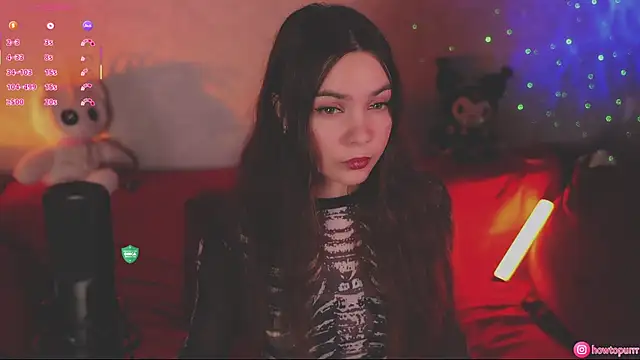 Snapshot of How2Meow chatting on November 3, 2025, 4:52 pm How2Meow online show from November 3, 2025, 4:52 pm