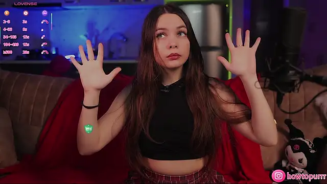 Snapshot of How2Meow chatting on November 16, 2025, 5:40 pm How2Meow online show from November 16, 2025, 5:40 pm