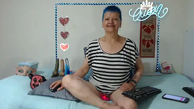 Snapshot of loquitaqueen011 chatting on January 11, 2026, 2:55 pm loquitaqueen011 online show from January 11, 2026, 2:55 pm