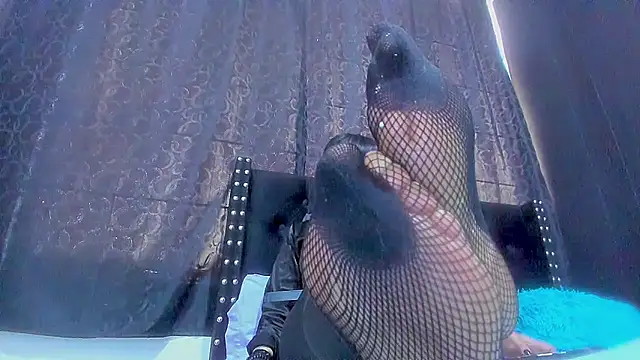 Snapshot of amareto_queen chatting on November 1, 2025, 8:00 pm amareto queen online show from November 1, 2025, 8:00 pm