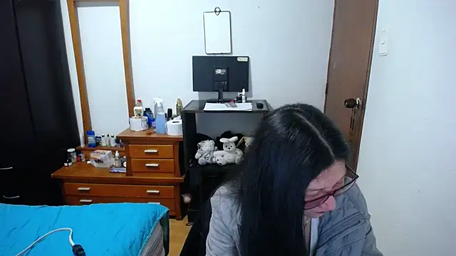 latin49 online show from October 11, 2025, 4:55 am