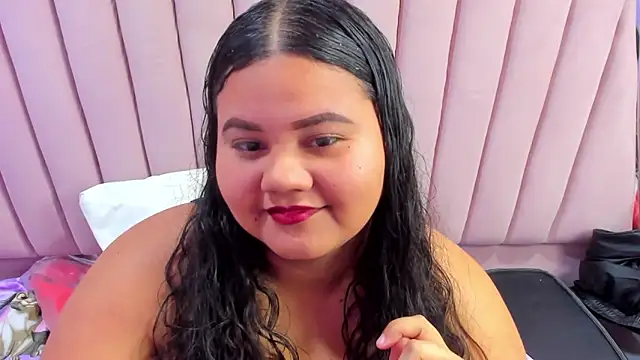 ValenTitis online show from February 18, 2025, 11:08 pm