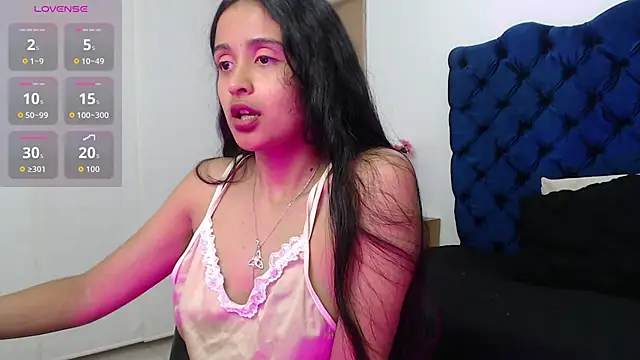 Lili666  online show from October 31, 2025, 3:18 am