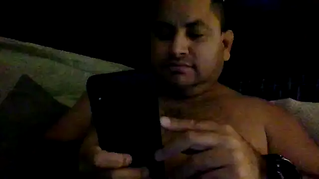 Snapshot of Hammyric786 chatting on January 17, 2026, 11:41 pm Hammyric786 online show from January 17, 2026, 11:41 pm