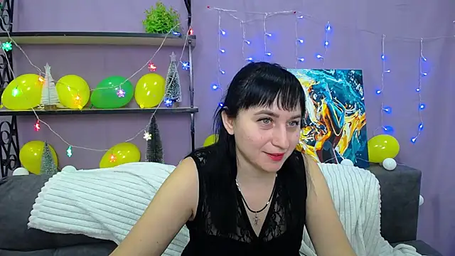 NinaFlawlees online show from January 15, 2025, 10:35 pm