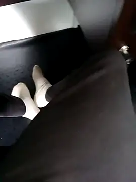 robinsan1010 online show from February 26, 2025, 11:30 am