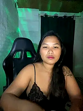 Snapshot of Aalexandrea chatting on November 4, 2025, 9:36 pm Aalexandrea online show from November 4, 2025, 9:36 pm