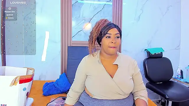 HannyMansonh online show from February 15, 2026, 3:14 am