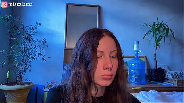 elfess online show from November 15, 2025, 11:40 am